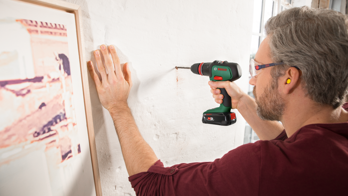 Bosch AdvancedImpact 18 Çift Akülü Darbeli Delme Vidalama Makinesi 18V  (2 x 2,5 Ah) + Şarj Cihazı AL 1830 CV - Resim 2