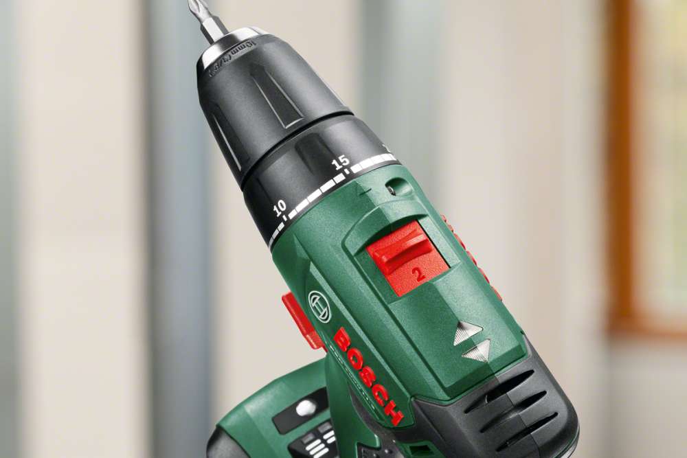 Bosch PSR 1800 LI-2 Tek Akülü Delme Vidalama Makinesi (1 x 1,5 Ah) + 15 Parça Aksesuar - Resim 2